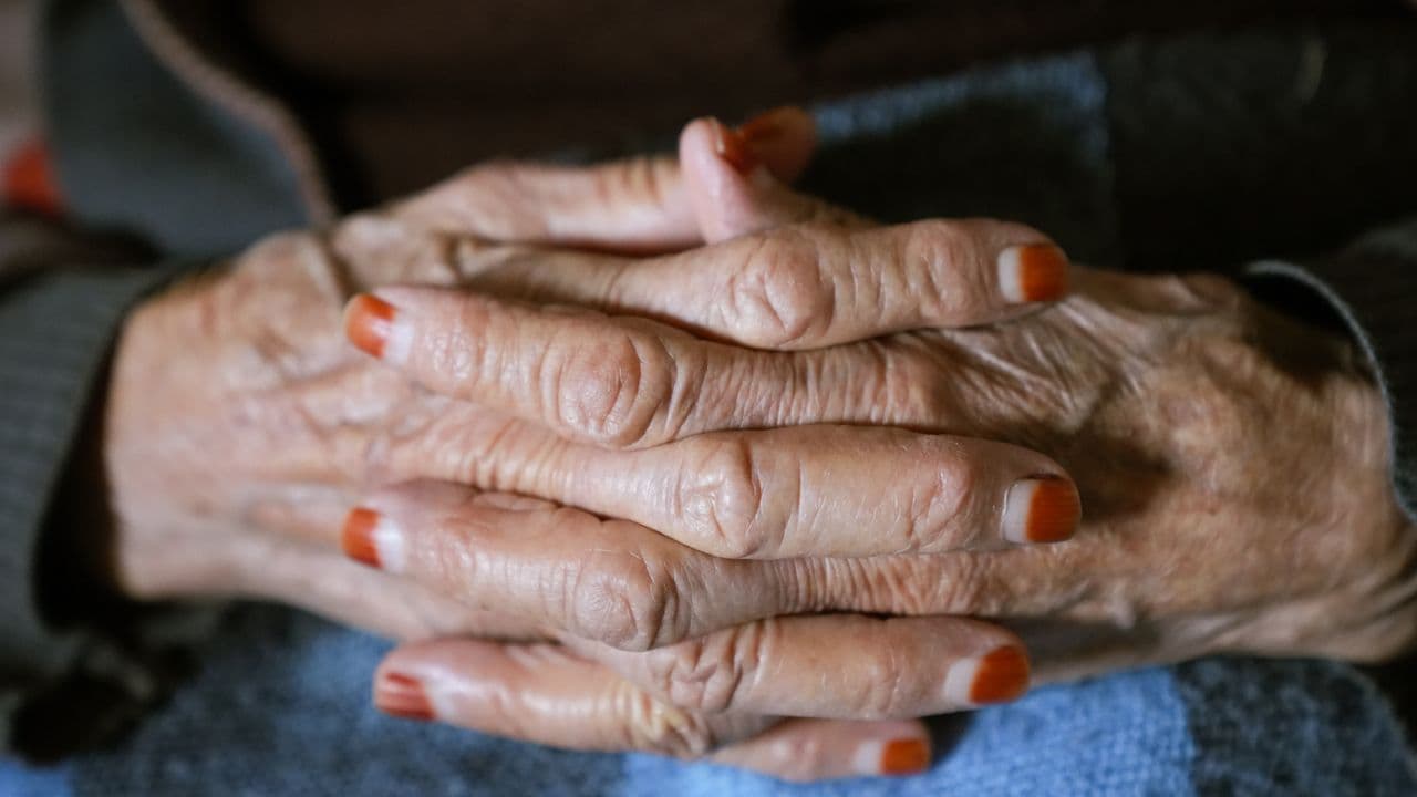 Aide ménagère à domicile en emploi direct : coût et crédit d'impôt