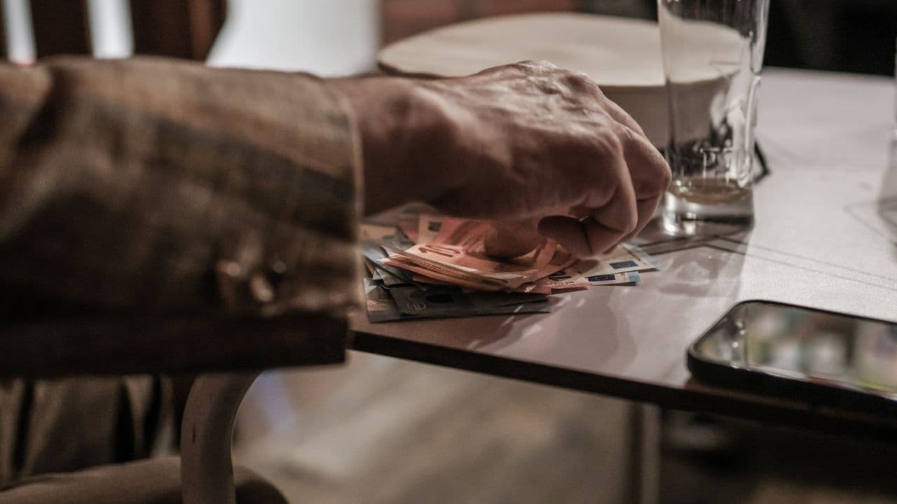 Minimum vieillesse 2026 : montant, conditions et versement