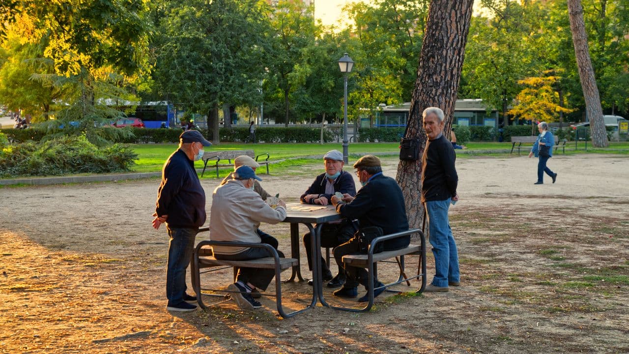 Résidence senior : tarifs 2025 et ce qui est inclus dans le loyer